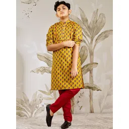 VASTRAMAY Boys Floral Printed Cotton Kurta with Pyjamas-picture-42