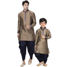 VASTRAMAY Boys Mandarin Collar Ethnic Motifs Yoke Design Regular Pathani Kurta Set-picture-29