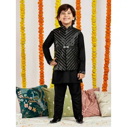VASTRAMAY Boys Mandarin Collar Regular Straight Kurta With Pyjama With Nehru Jacket-picture-40