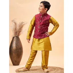 VASTRAMAY Boys Mandarin Collar Straight Kurta with Pyjamas-picture-58