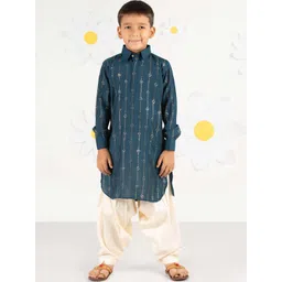VASTRAMAY Boys Printed Regular Kurta with Patiala-picture-21