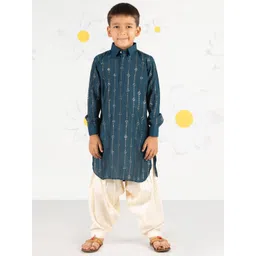 VASTRAMAY Boys Printed Regular Kurta with Patiala-picture-39