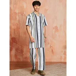 VASTRAMAY Chevron Printed Shirt Collar Straight Kurta With Trousers-picture-15