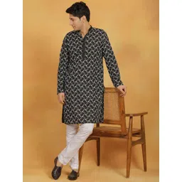 VASTRAMAY Floral Embroidered Thread Work Straight Kurta With Churidar-image-20