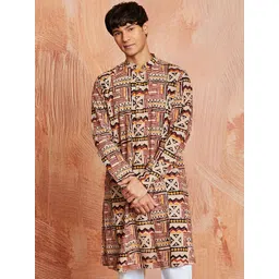 VASTRAMAY Geometric Printed Mandarin Collar Kurta-picture-42