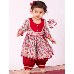 VASTRAMAY Girls Floral Printed Regular Pure Cotton Kurta with Patiala-picture-23