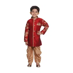 VASTRAMAY Kids Maroon & Rose Gold Embellished Sherwani Set-picture-18