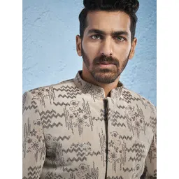 VASTRAMAY Men Embroidered Mandarin Collar Sherwani Set image 2