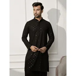VASTRAMAY Men Embroidered Sequinned Kurta-picture-27