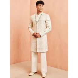 VASTRAMAY Men Embroidered Sherwani Set-picture-40