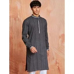 VASTRAMAY Striped Mandarin Collar Straight Kurta-picture-16