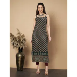 Vbuyz Floral Printed Shoulder Straps Boat Neck Cotton Straight Kurta-picture-32