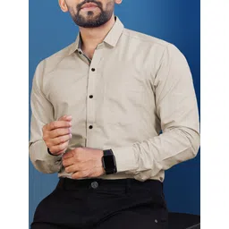 vebnor Men Regular Fit Solid Button Down Collar Formal Shirt-picture-19