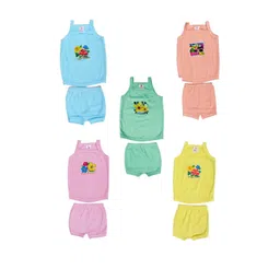 Veecap Pack of 5 Kids Printed Top with Shorts-picture-31