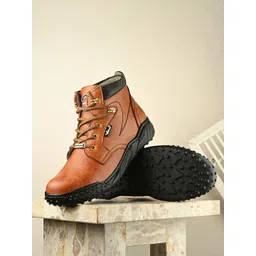 Vellinto Gravix Men Textured Casual Trek Boots-picture-14