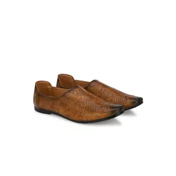 Vellinto Men REGAL Textured Lightweight Mojaris With Laser Cuts-picture-26