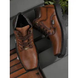 Vellinto Safari Men Round Toe Casual Boots-image-11