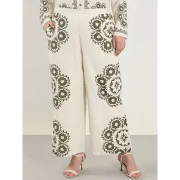 VERO MODA CURVE Women Ethnic Motifs Printed Flared High-Rise Trousers-picture-23