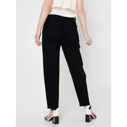 Vero Moda Black Relaxed Fit Jeans image 2
