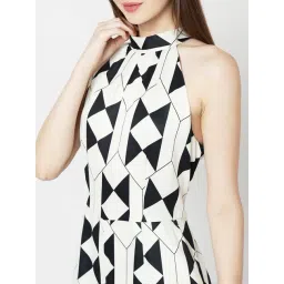 Vero Moda White & Black Printed Jumpsuit image 4