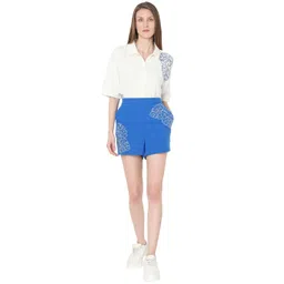 vero moda Women's Chino Shorts image 5