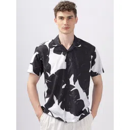 Vestirio Men Relaxed Opaque Casual Shirt-picture-24