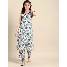 Vetrokart Girls Floral Printed Regular Raw Silk Kurta with Trousers-picture-43