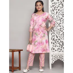 Vetrokart Girls Printed Regular Kurta with Pyjamas-picture-34