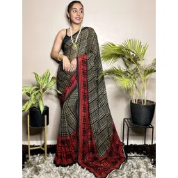 Vibhagyaa Poly Georgette Saree image 1