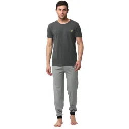 Vimal Jonney Grey Cotton Regular Fit Nightwear Set-picture-41