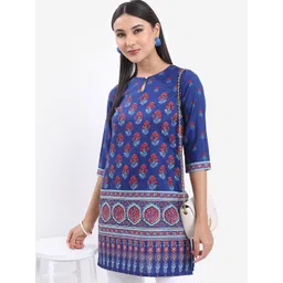Vishudh Floral Printed Straight Kurta-picture-26