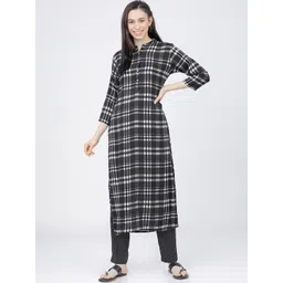 Vishudh Women Black & White Checked Kurta with Trousers-picture-25