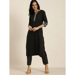 Vishudh Women Black Regular Printed Kurta with Palazzos-picture-37