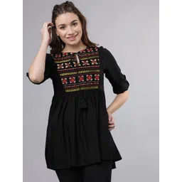 Vishudh Women Black Solid Tunic-picture-22