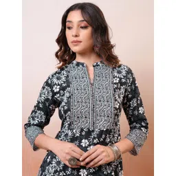 Vishudh Women Floral Embroidered Fit & Flare Maxi Dress-picture-28