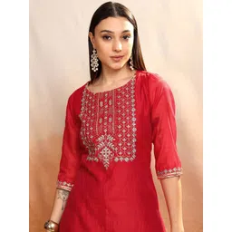 Vishudh Women Floral Embroidered Regular Thread Work Kurta with Palazzos-picture-24