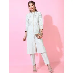 Vishudh Women Green Solid Viscose Rayon Kurta with Trouser-picture-36