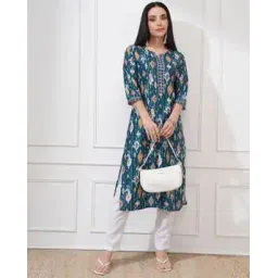 vishudh Women Ikat Print Straight Kurti-picture-39
