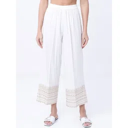 Vishudh Women Off White Printed-picture-14