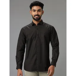 Viveagham Men Classic Casual Shirt-picture-32