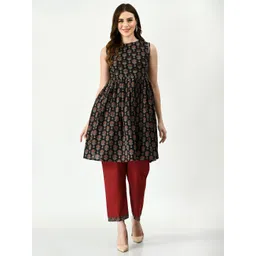 Vogue by Avantika Floral Printed Cotton A-Line Kurta-picture-34