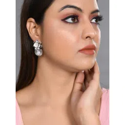 VOJ Women Silver Plated Flower Peral Studs Earring for Women-picture-10