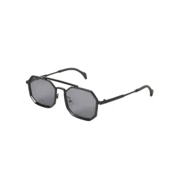 Voyage Black Square UV Protection Unisex Sunglasses-picture-23