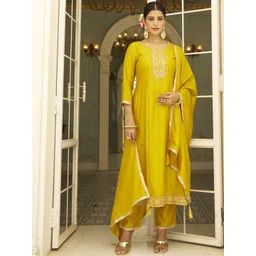 VredeVogel Women Ethnic Motifs Embroidered Sequinned Anarkali Kurta with Trouser & Dupatta-picture-39