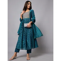 VredeVogel Women Floral Embroidered Kurta with Trousers & Dupatta-picture-26