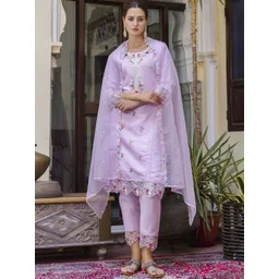 VredeVogel Women Floral Embroidered Regular Kurta with Trousers & With Dupatta-picture-34