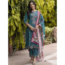 VredeVogel Women Floral Embroidered Regular Kurta with Trousers & With Dupatta-picture-36
