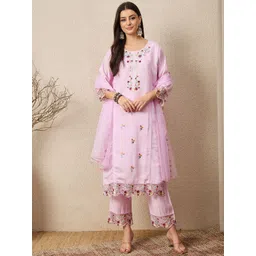 VredeVogel Women Floral Embroidered Thread Work Kurta & Trousers With Dupatta-picture-33