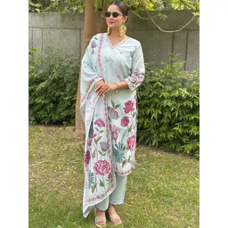 VredeVogel Women Floral Printed Regular Thread Work Kurta with Trousers & With Dupatta-picture-14