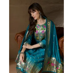 VredeVogel Women's Floral Woven Design Straight Kurta With Trousers & Dupatta-picture-30